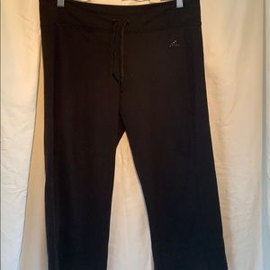 Adidas Capri athletic pants size large